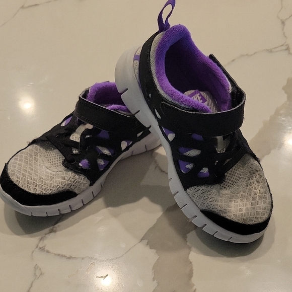 Other - Nike Athletic Shoes